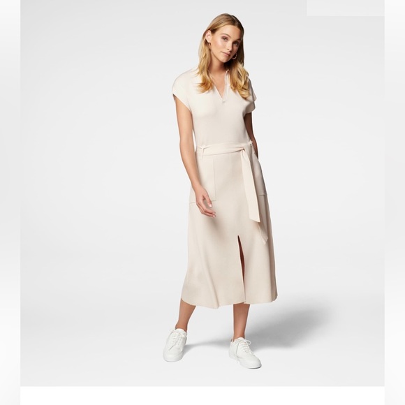 Forever New Dresses & Skirts - Forever New Mari Collar Fit And Flare Knit Dress